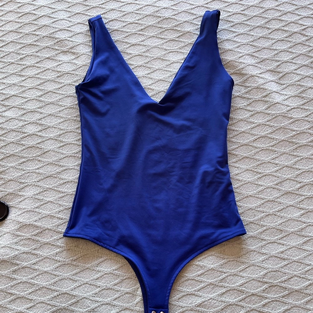 Blue top